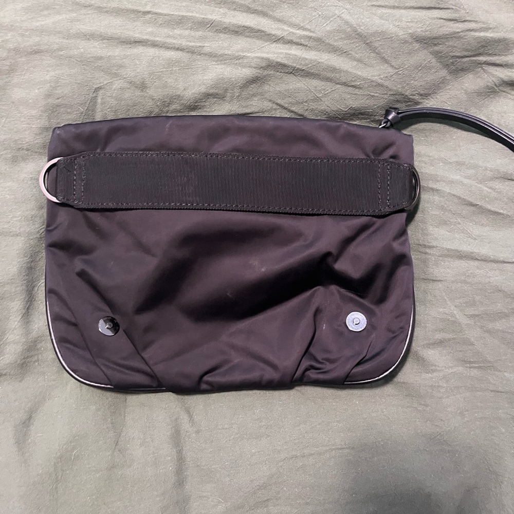 lululemon athletica Black Toiletry Bag - Picture 2 of 3